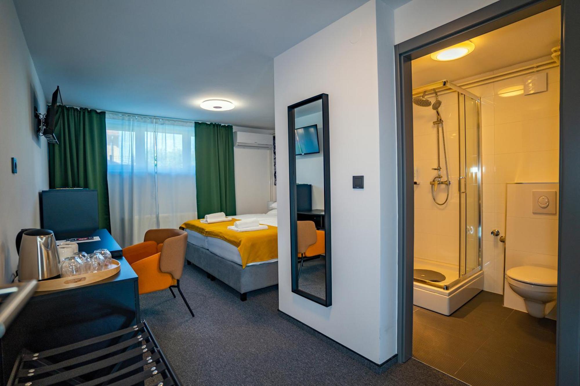 Km Therooms Bjelovar Extérieur photo